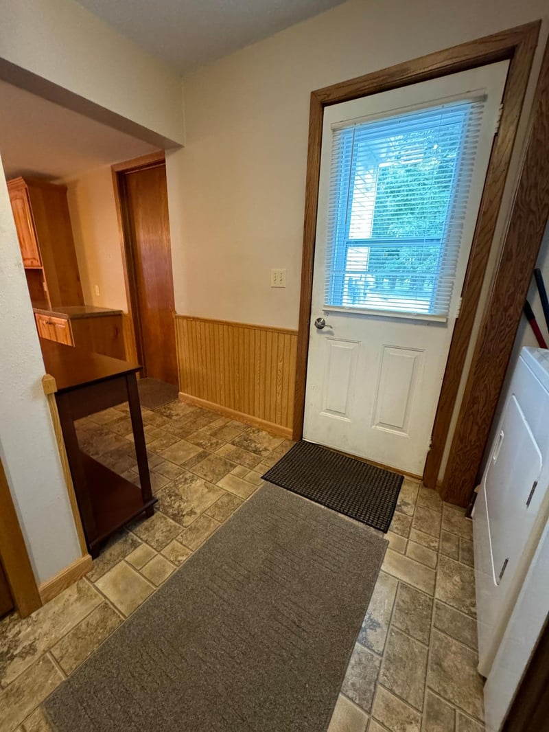 502 Tamarack St, Badger, MN 56714