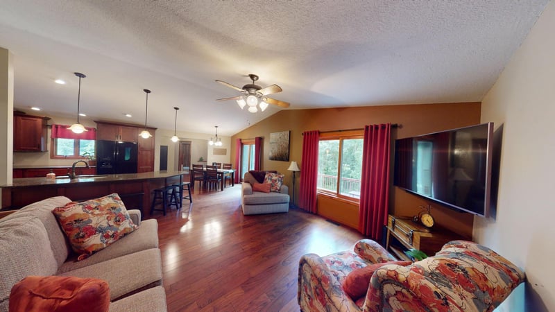 N13045 W Prairie Rd, Trempealeau, WI 54661