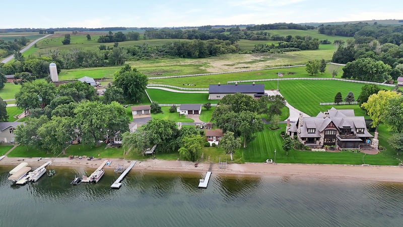25580 Berens Point Dr, Starbuck, MN 56381