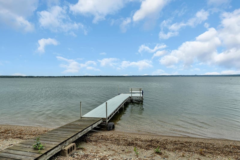 25580 Berens Point Dr, Starbuck, MN 56381