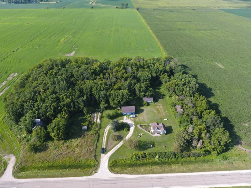 53942 110th St, Lyle, MN 55953