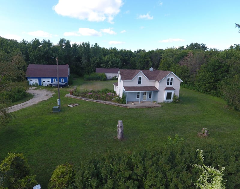 53942 110th St, Lyle, MN 55953