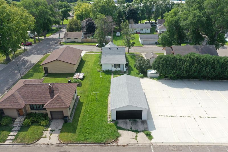 218 1st Ave NE, Clara City, MN 56222