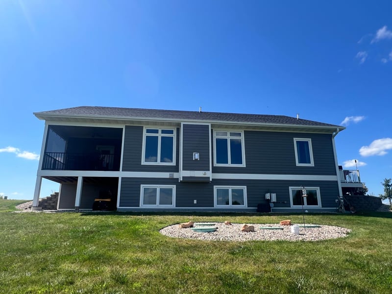 1518 Ambrosia Ct, La Crescent, MN 55947