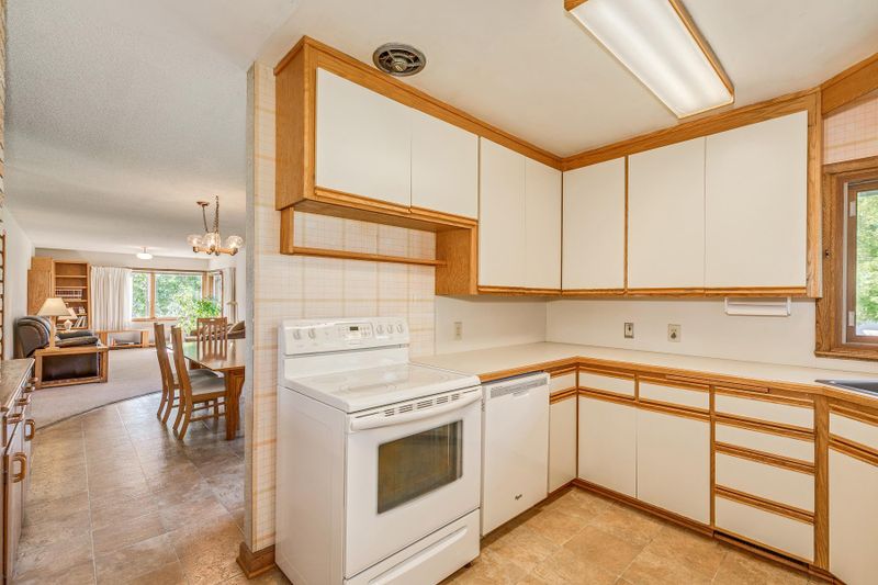 1138 Ingerson Rd, Arden Hills, MN 55112
