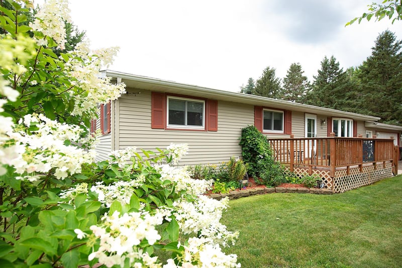 102 Portland Ave W, Almena, WI 54805