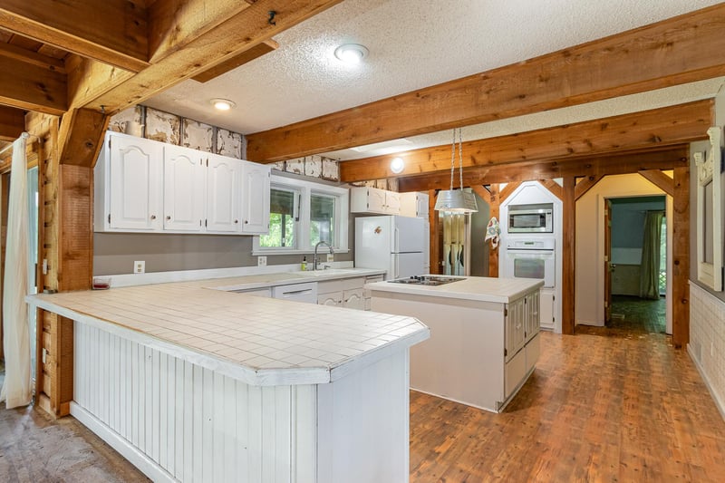 9812 Base Line Rd, Dundas, MN 55019