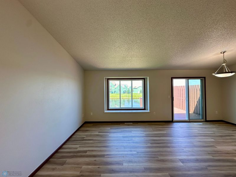 3527 10th St S, Moorhead, MN 56560