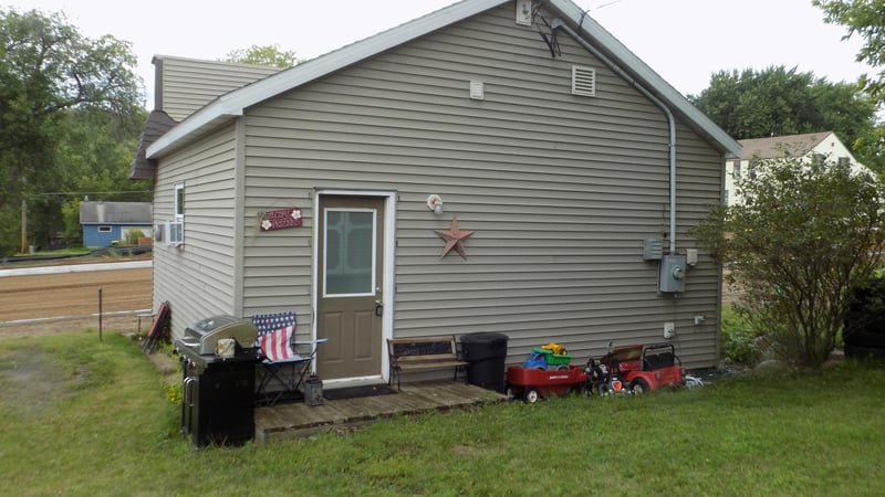 918 Gary St, Calumet, MN 55716