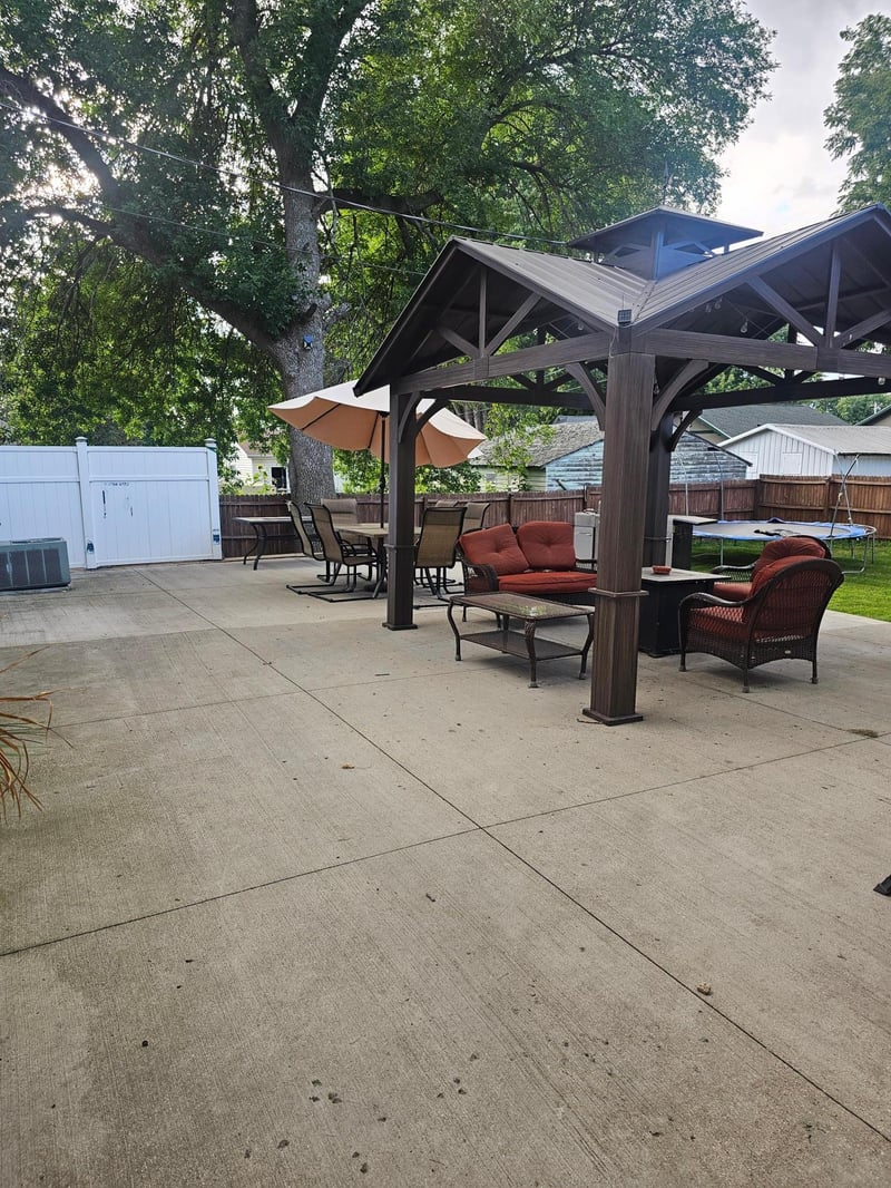 116 4th St E, Jasper, MN 56144