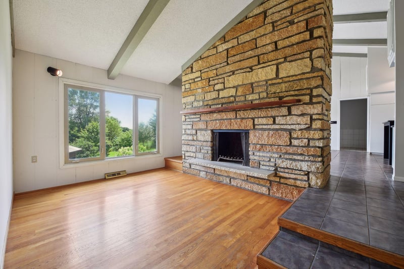 5162 Union Lake Trl, Lonsdale, MN 55046