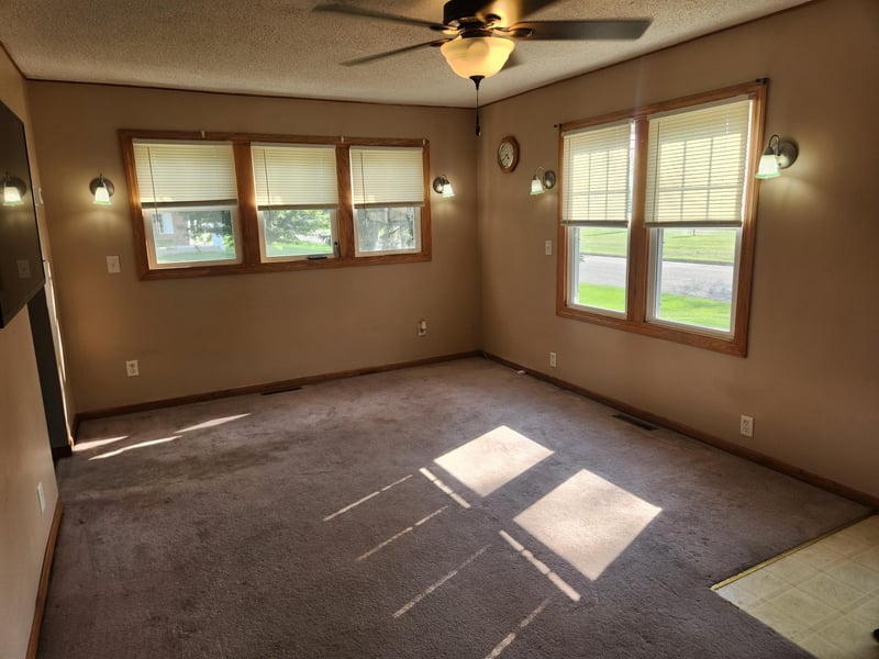 106 NW California St, Brownsdale, MN 55918