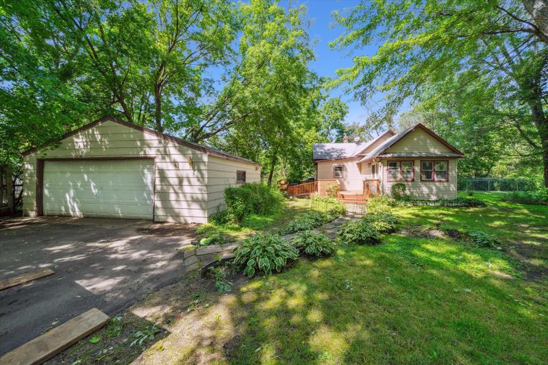 5390 Bryant St, Maple Plain, MN 55359