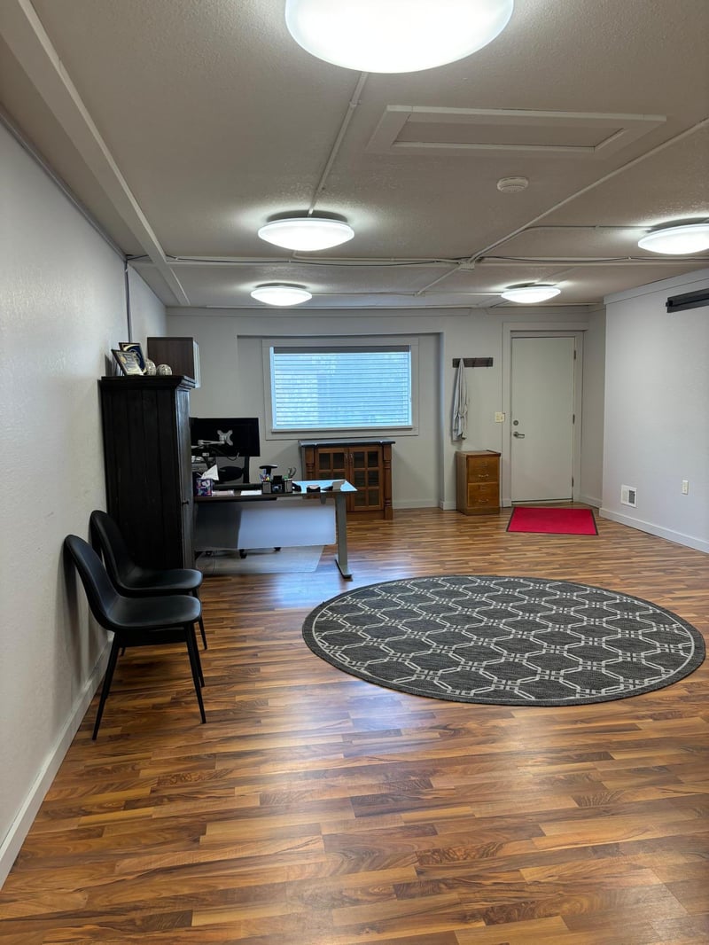 104 N Main St, Janesville, MN 56048