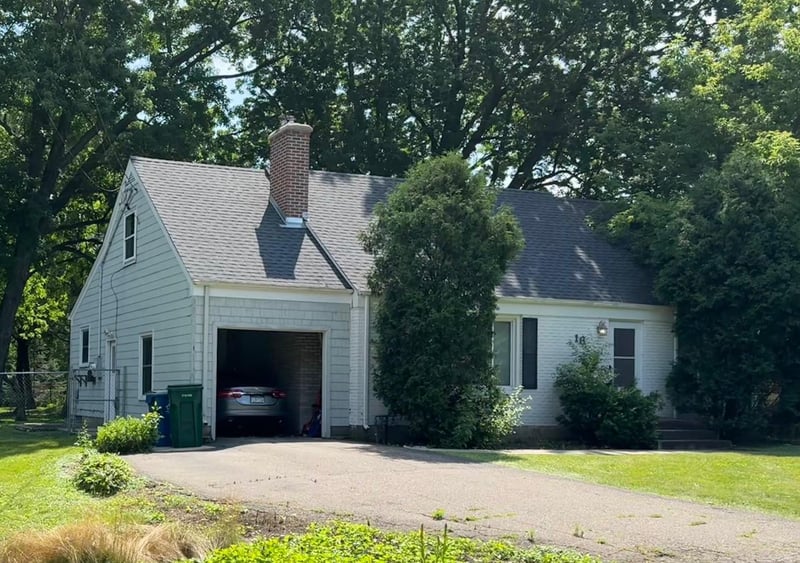 16 Niagara Ln N, Minneapolis, MN 55447