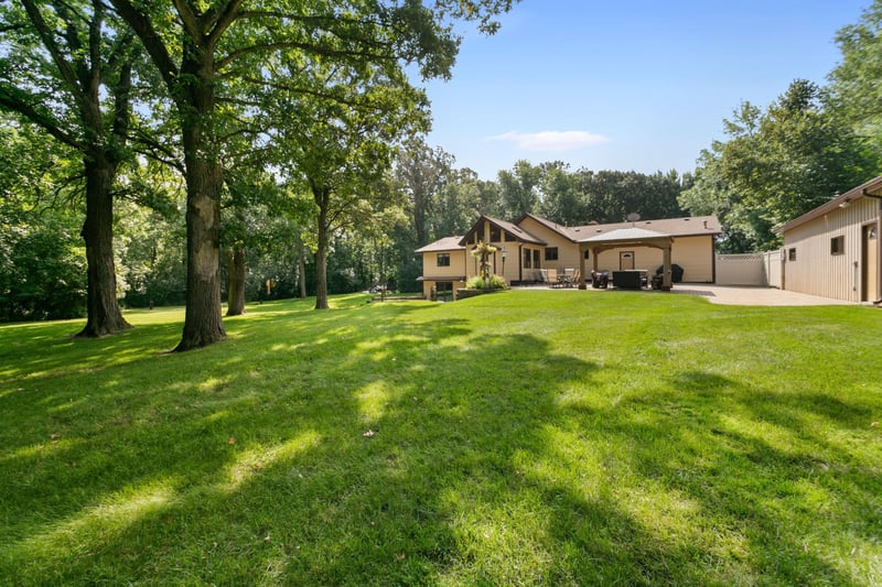 7284 State Highway 55 NW, Maple Lake, MN 55358