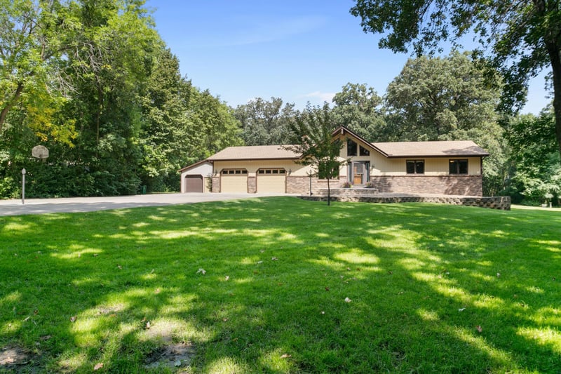 7284 State Highway 55 NW, Maple Lake, MN 55358
