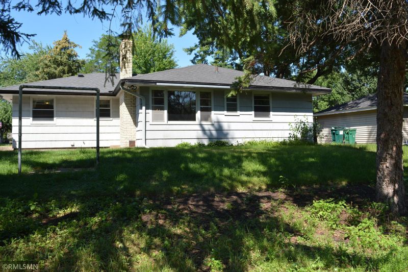8031 Thomas Ave S, Minneapolis, MN 55431