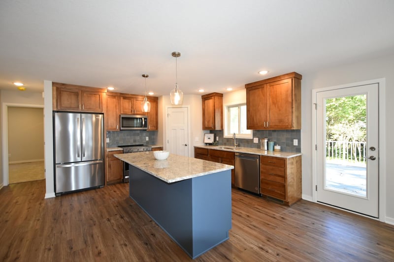 17059 480th St, Zumbrota, MN 55992
