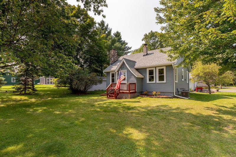 395 N Main St, Wahkon, MN 56386