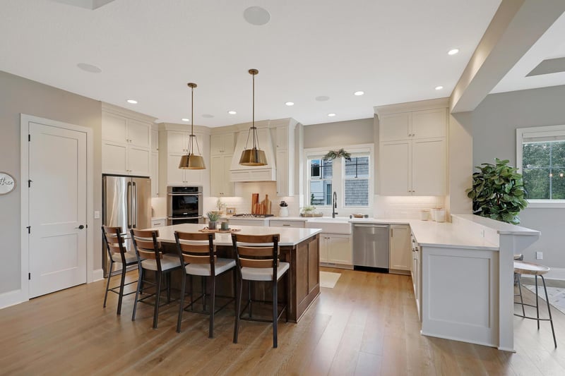3788 Woodland Cove Pw, Excelsior, MN 55331