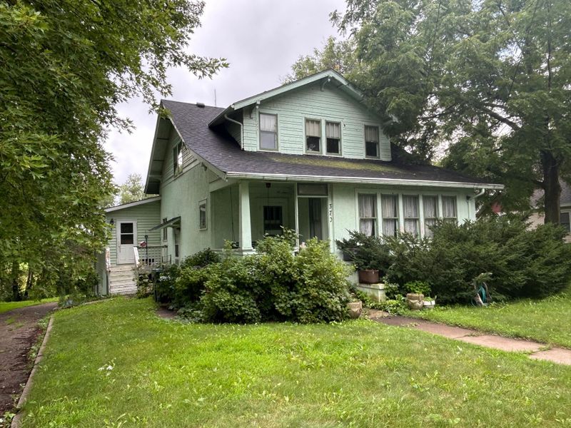 370 Cleveland Ave, Green Isle, MN 55338