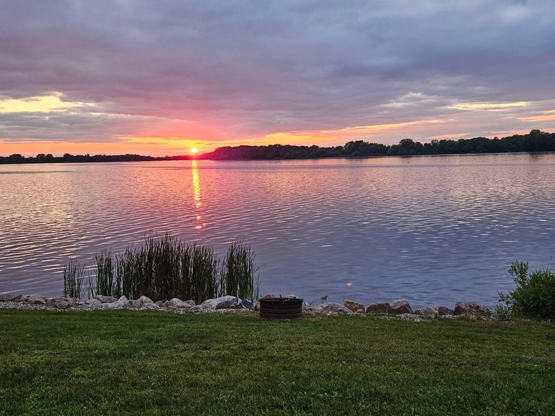 4028 427th Ave, Janesville, MN 56048