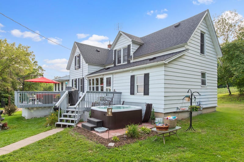 449 30th Ave, Clear Lake, WI 54005