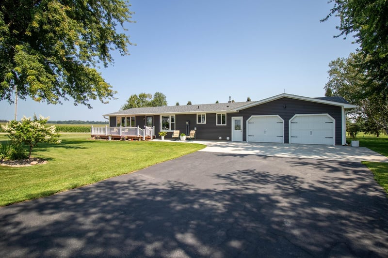 57516 245th Ave, Mantorville, MN 55955