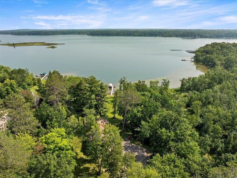 43852 Roosevelt Dr, Emily, MN 56447