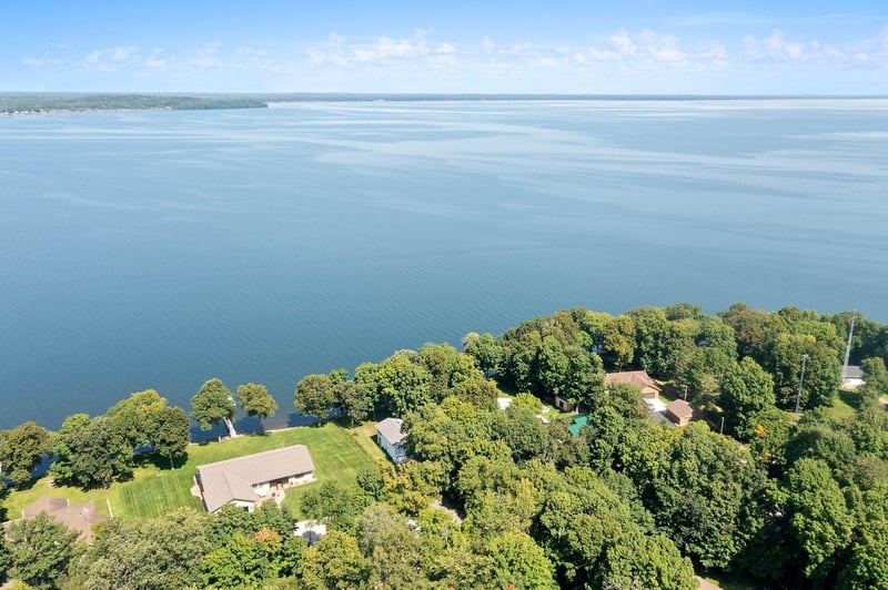 28478 Northern Lights Dr, Garrison, MN 56450