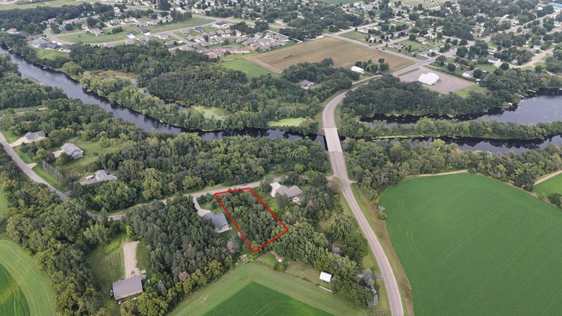 22761 W Torah Dr, Richmond, MN 56368