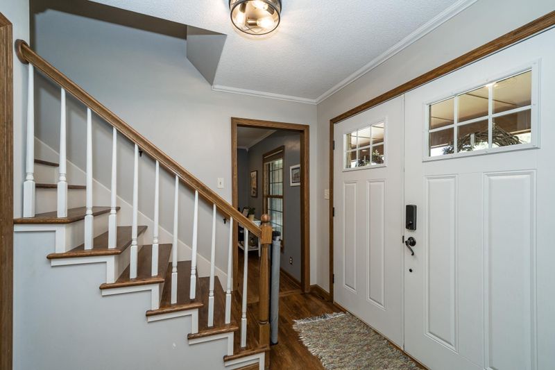 463 3rd St SW, Blooming Prairie, MN 55917