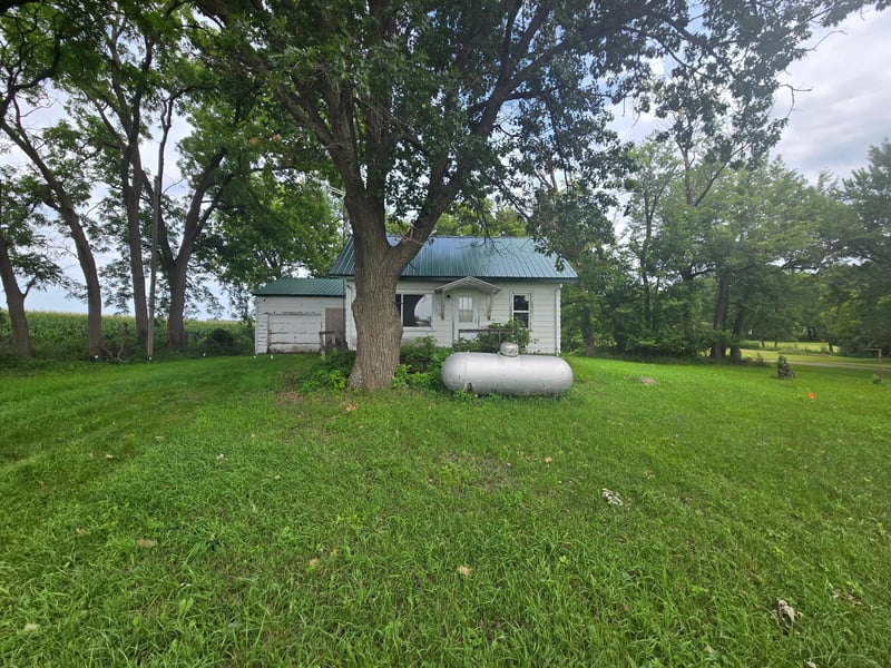 4676 State Hwy 22, Kiester, MN 56051
