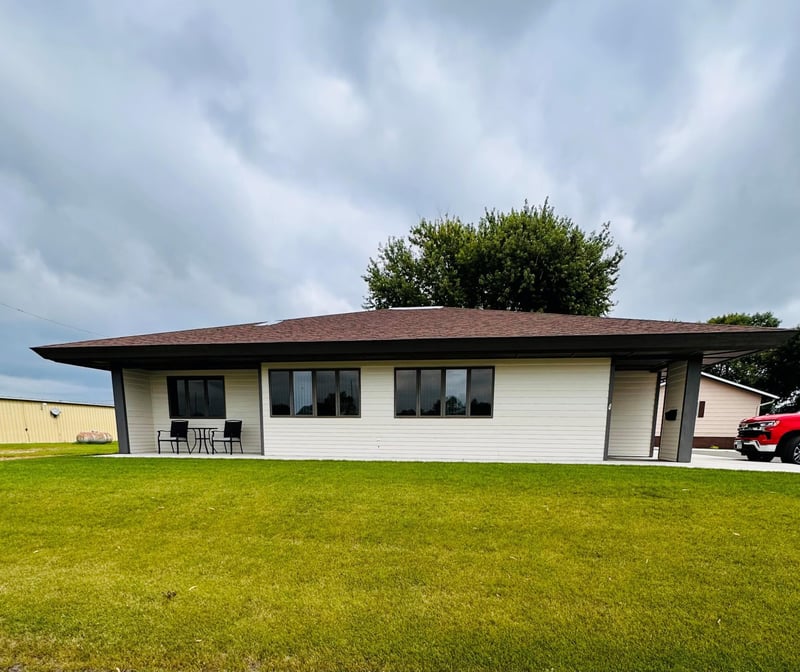 112 E Saint Paul Ave, Graceville, MN 56240