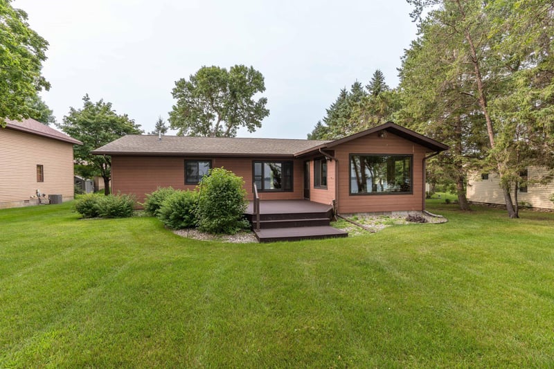 42049 Ukkelberg Dr, Clitherall, MN 56524