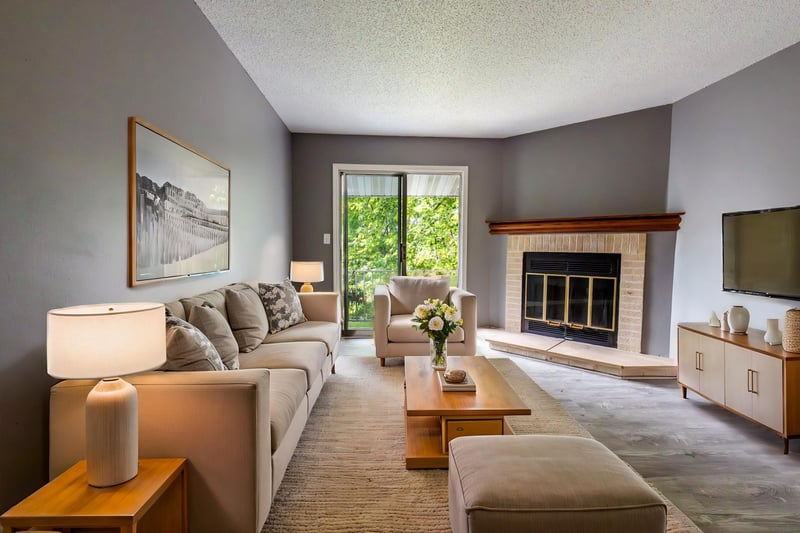 2284 Benson Ave #G, Saint Paul, MN 55116