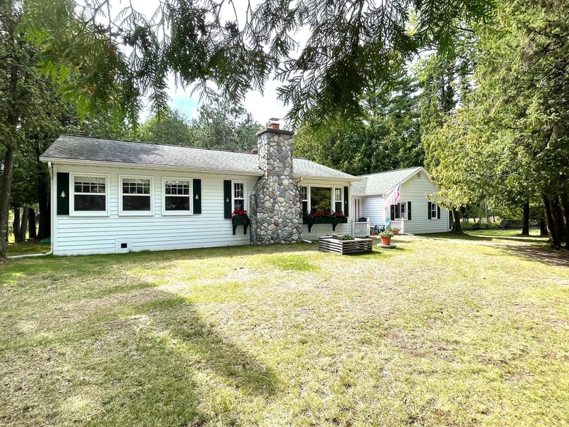16460 Cottage Hill Rd, Deerwood, MN 56444