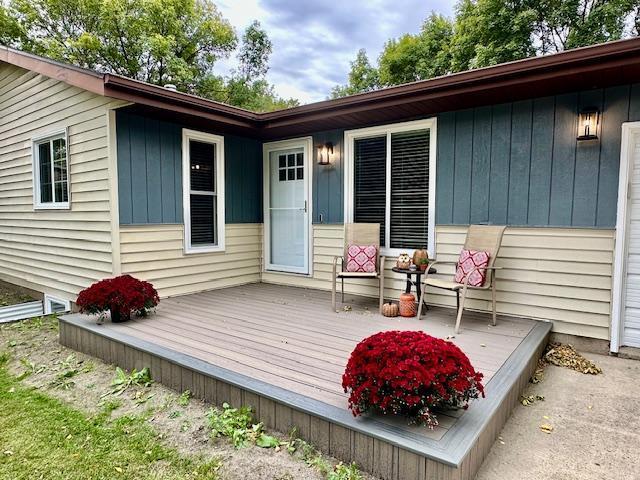 706 Maple St, Danube, MN 56230
