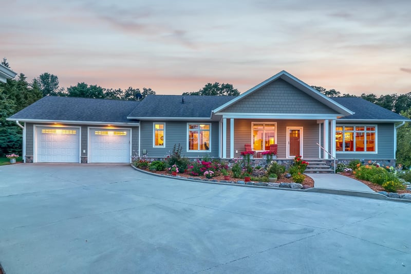 25752 Crystal Springs Dr, Pelican Rapids, MN 56572
