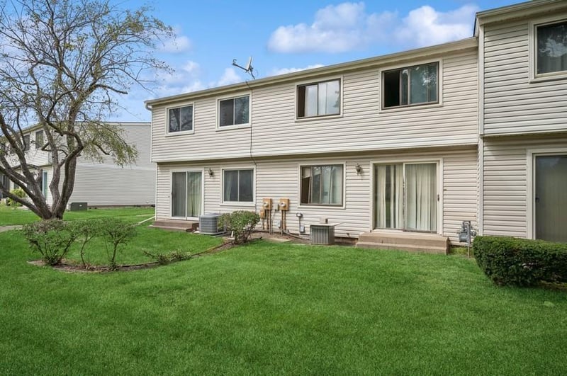 7672 Hampshire Ave N, Minneapolis, MN 55428