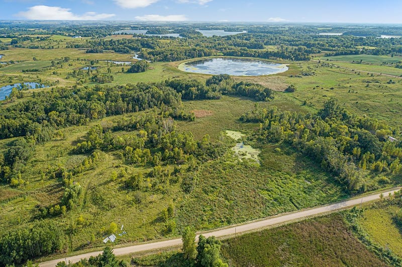 7742 185th St W, Faribault, MN 55021