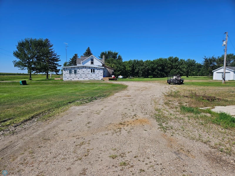2370 470th St, Campbell, MN 56522
