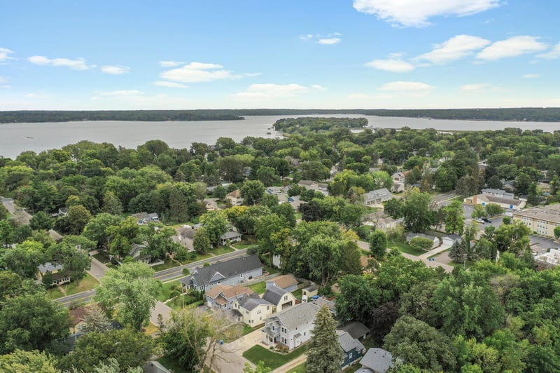 2250 11th St, White Bear Lake, MN 55110