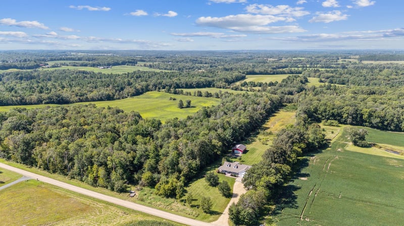 573 60th St, Clear Lake, WI 54005