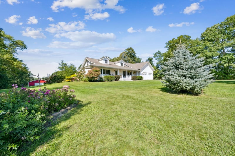 573 60th St, Clear Lake, WI 54005