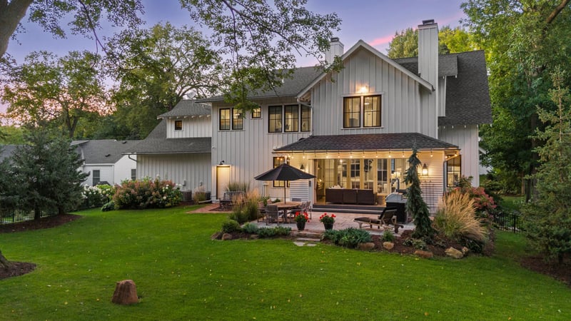 20545 Linwood Rd, Deephaven, MN 55331