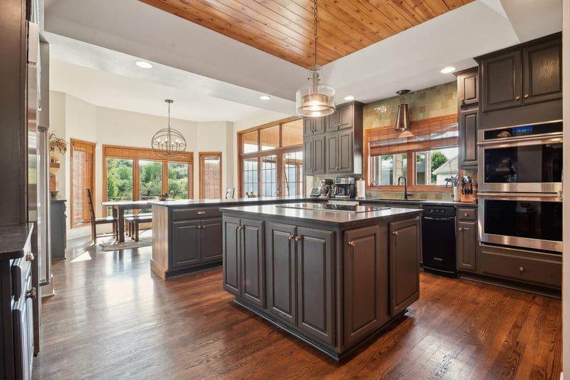 4717 Chantrey Pl, Minnetonka, MN 55345