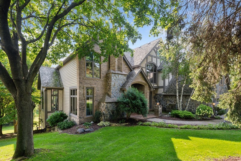 4717 Chantrey Pl, Minnetonka, MN 55345