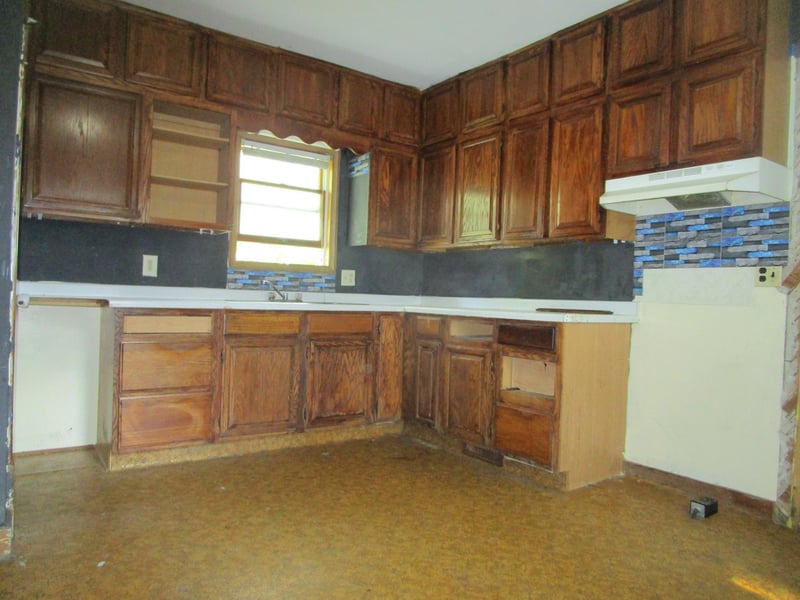 509 1st St, Fountain, MN 55935